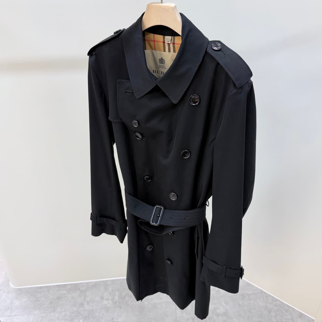 [S+급/52] 버버리 첼시 헤리티지 롱 트렌치 코트 블랙 상품이미지2