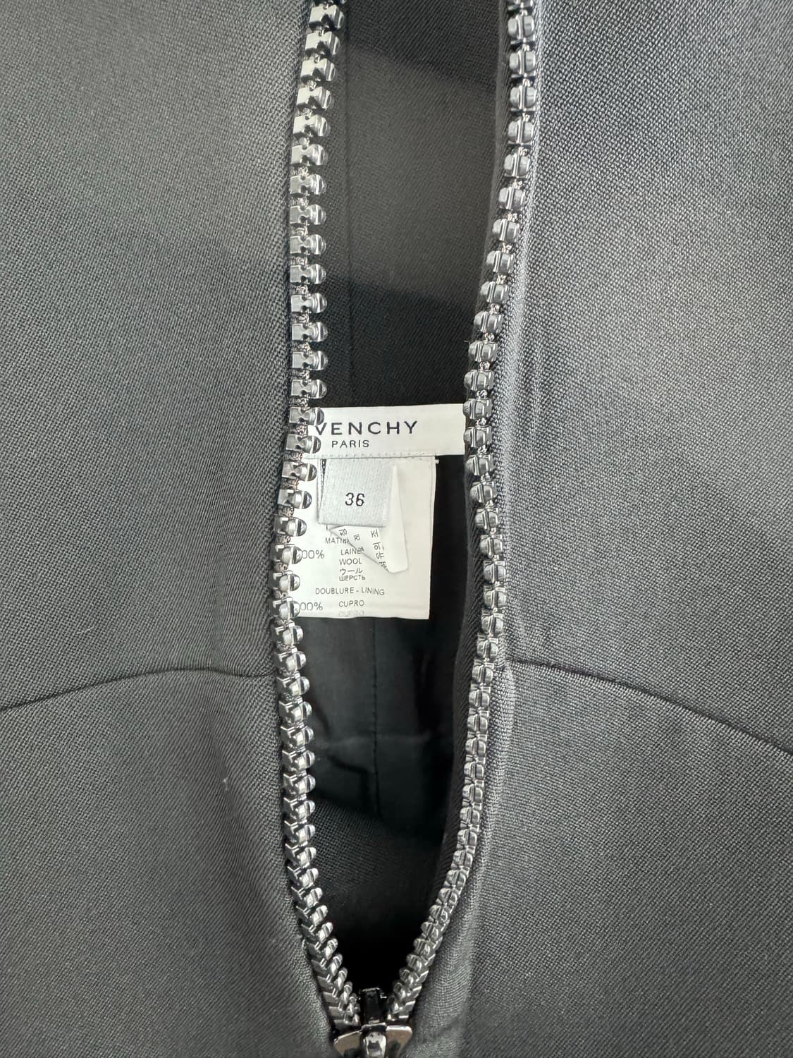지방시(Givenchy) 블랙 울 스커트 36사이즈 상품이미지4