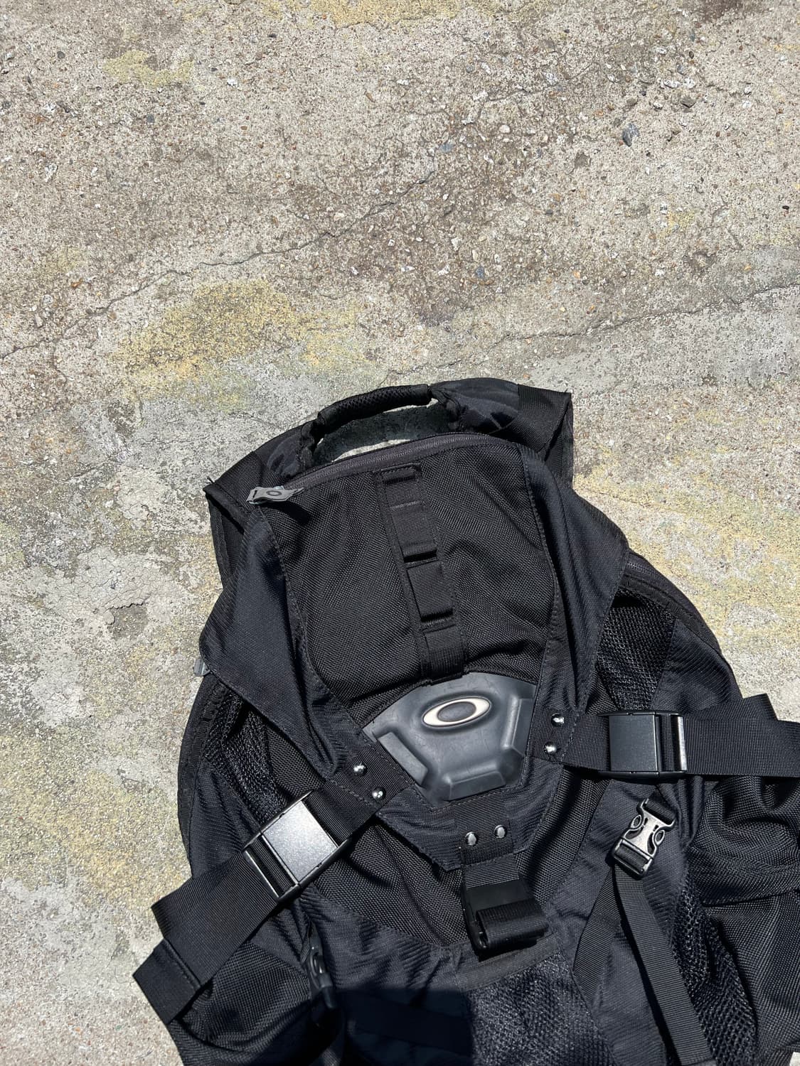 Oakley Icon 3.0 Black Backpack 상품이미지7