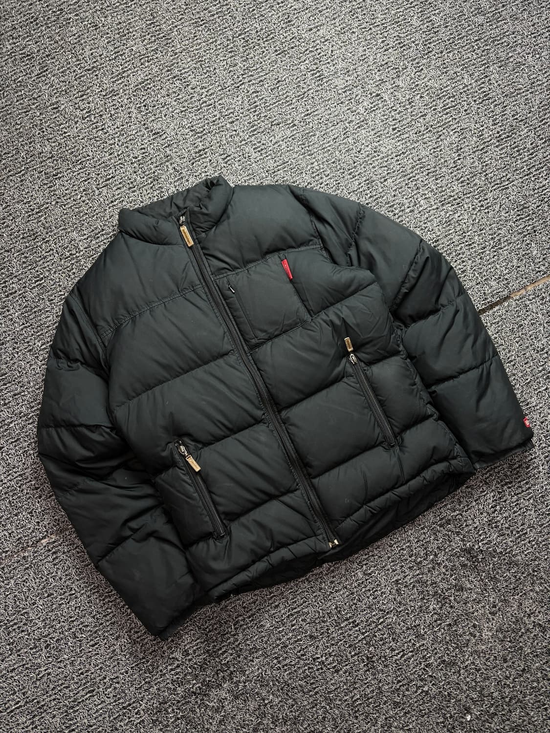 오니츠카 타이거 스몰로고 다운 푸퍼 패딩 2485 상품이미지1