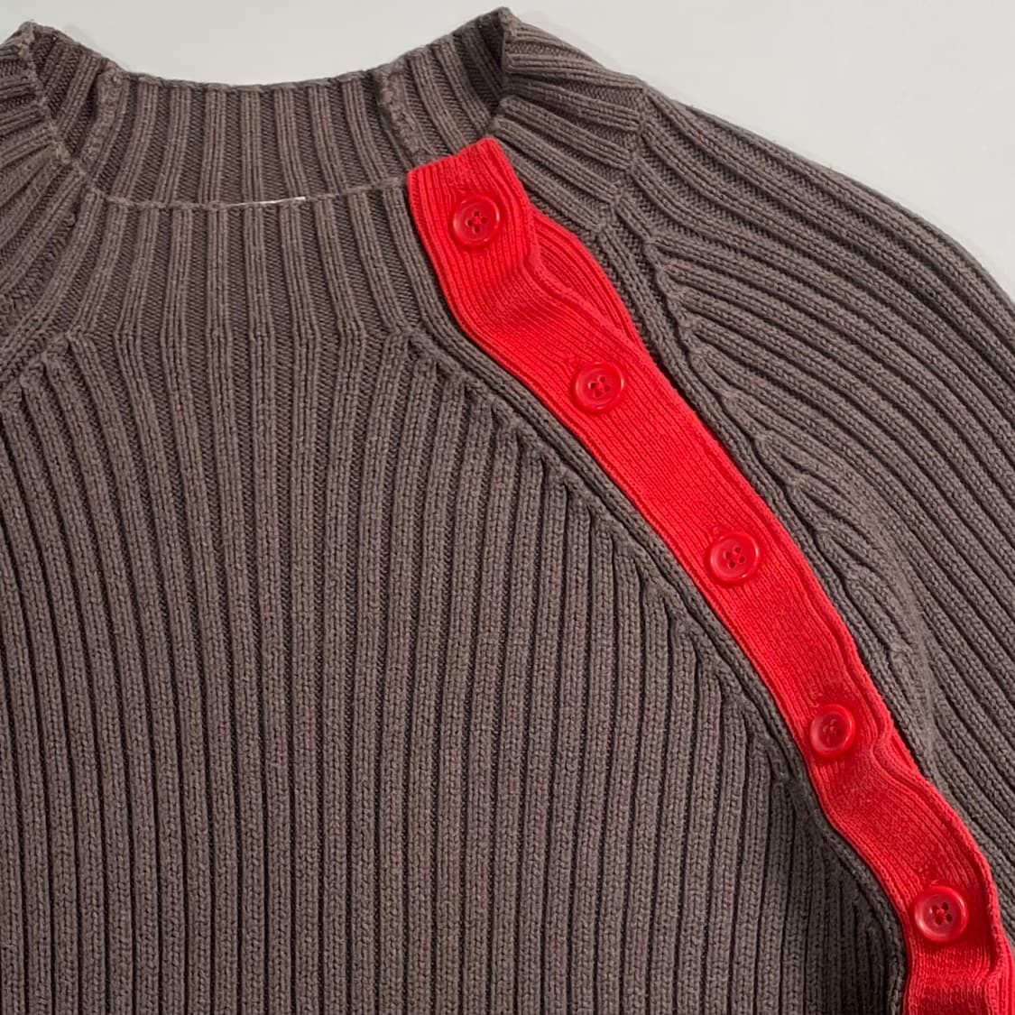 알마니 익스체인지 버튼 디테일 니트 상품이미지3