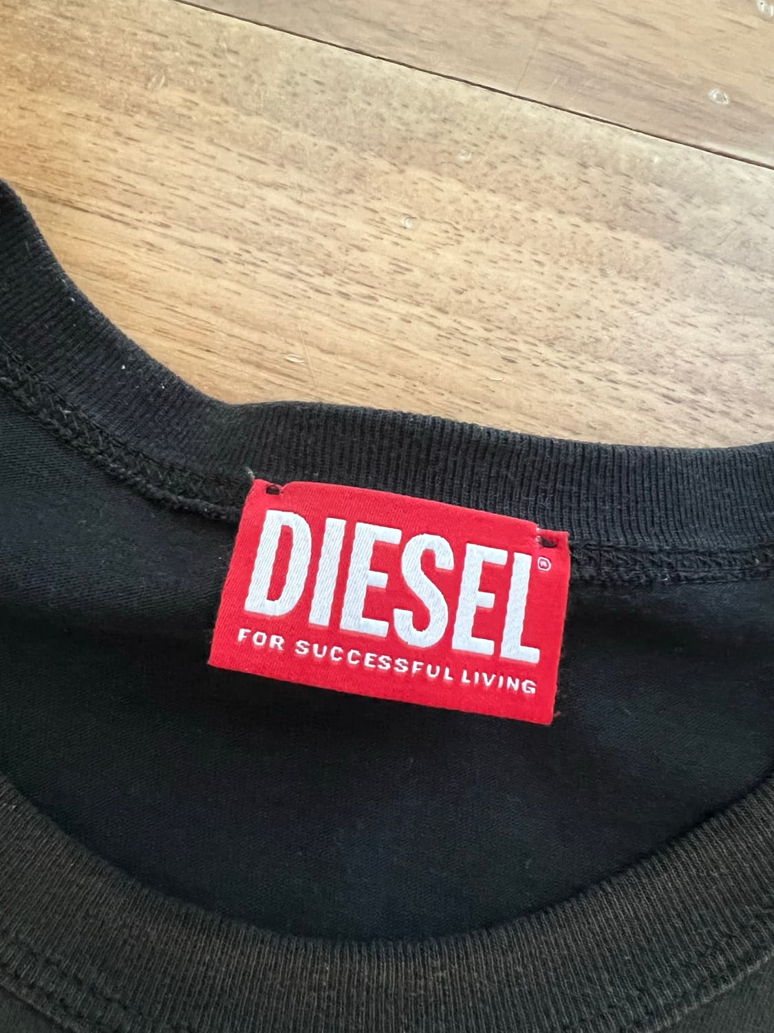 디젤 반팔티 m 상품이미지3