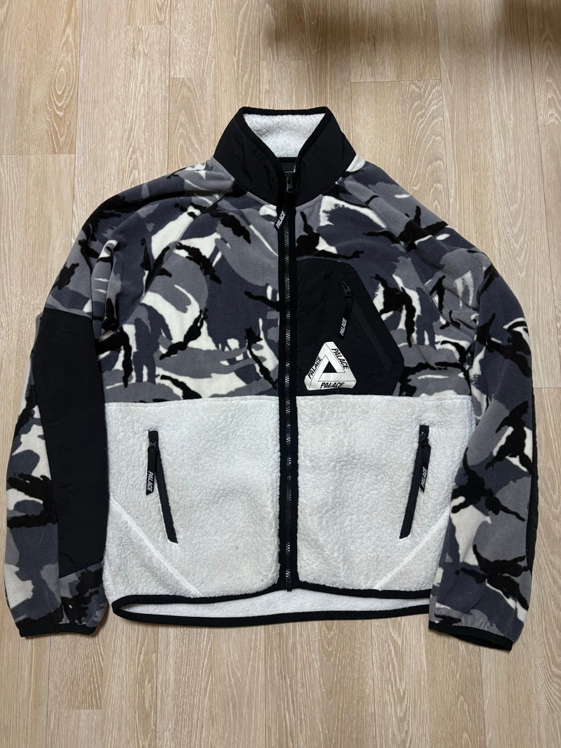 팔라스 서젠트 후리스 화이트 카모 L 상품이미지1