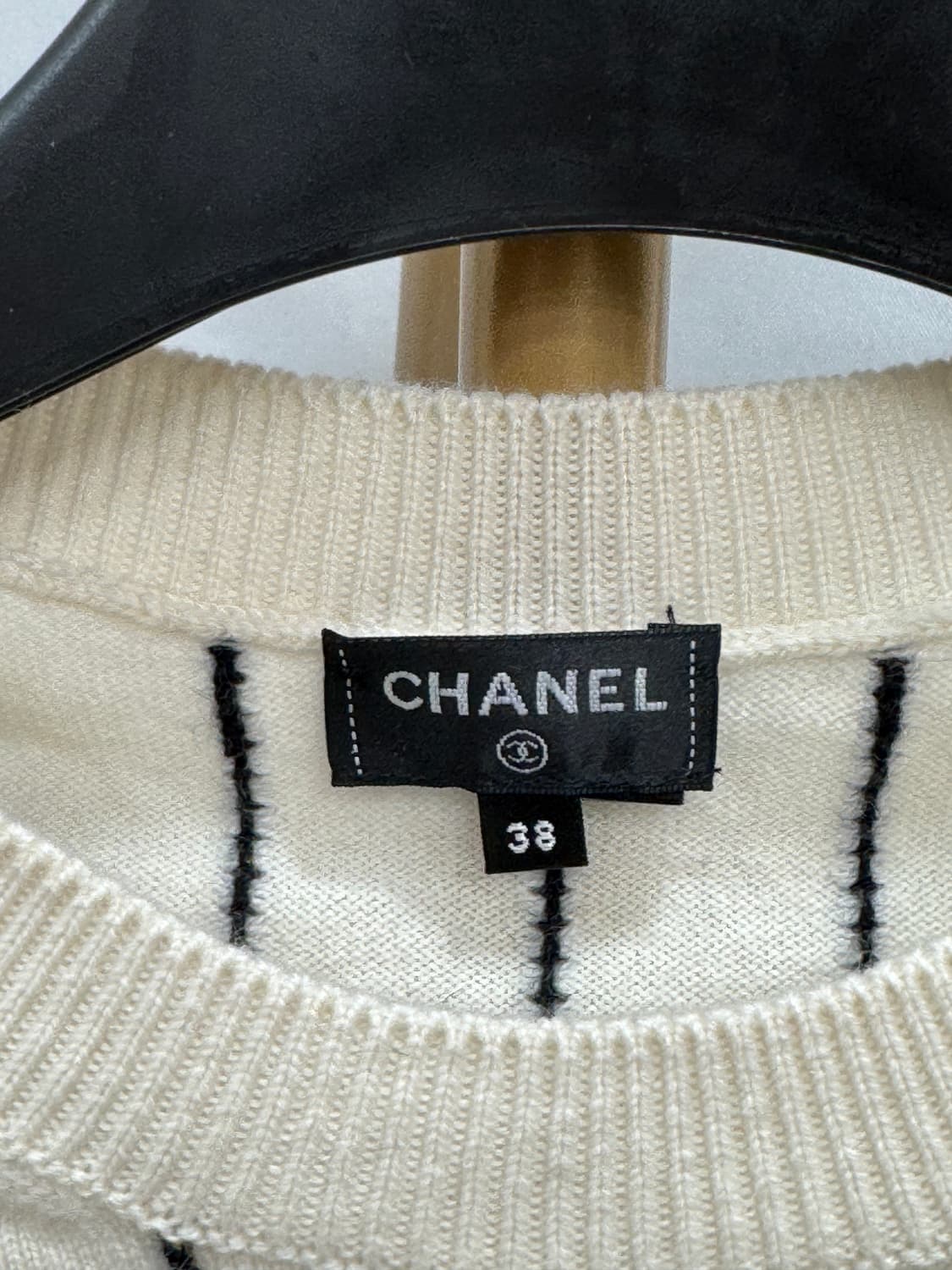 샤넬 스트라이프 풀오버 니트 38사이즈  상품이미지2