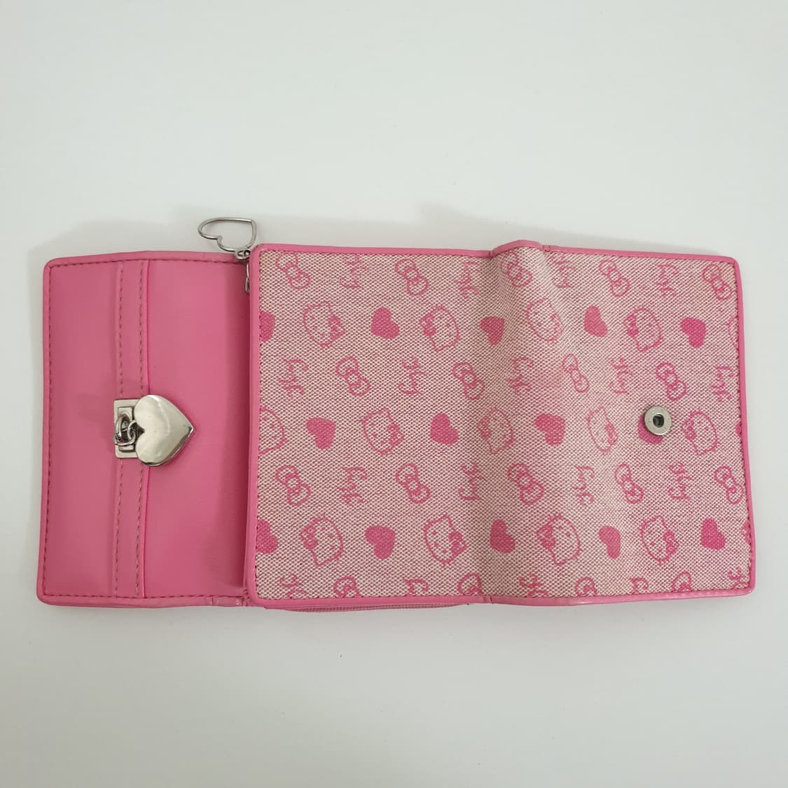 헬로 키티 고전 지갑 핑크 빈티지 산리오 반지갑 똑딱이 상품이미지4