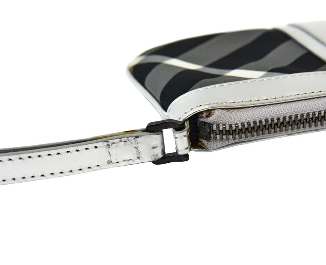 버버리 실버 체크 파우치 (정품) 상품이미지7