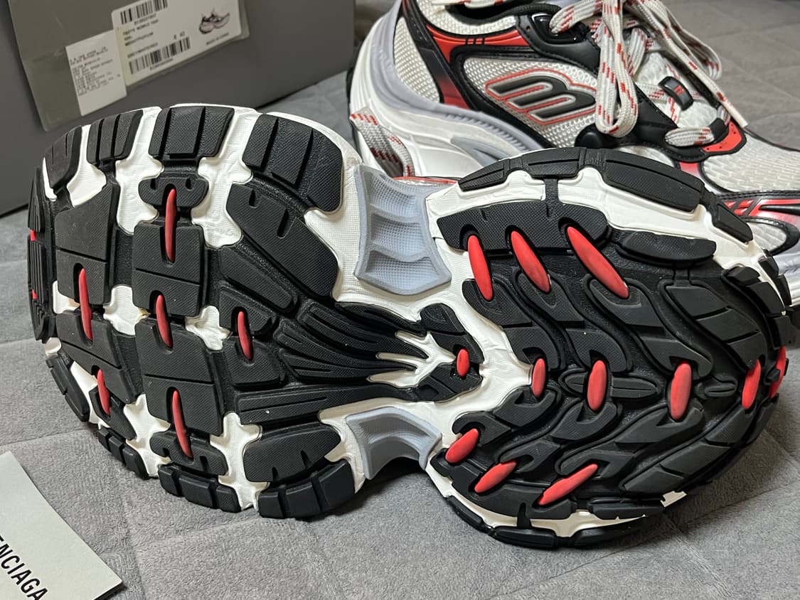 발렌시아가 10xl 상품이미지4