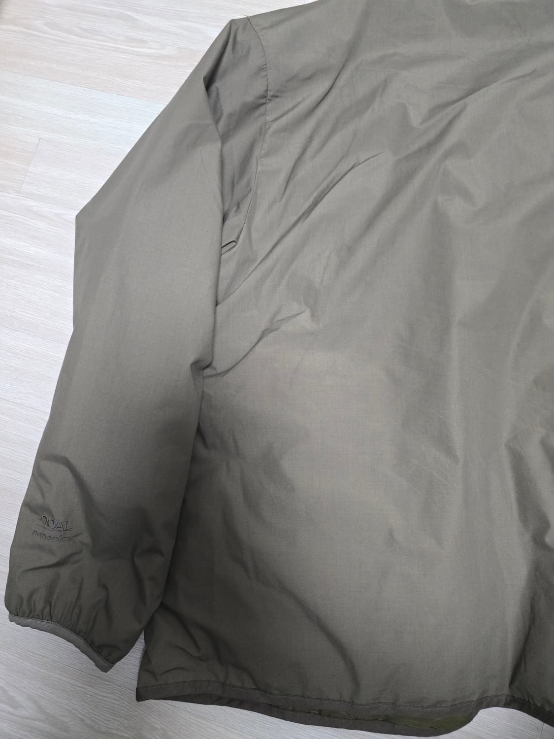 나나미카 리버시블 다운 카키베이지
- xl 사이즈 상품이미지7