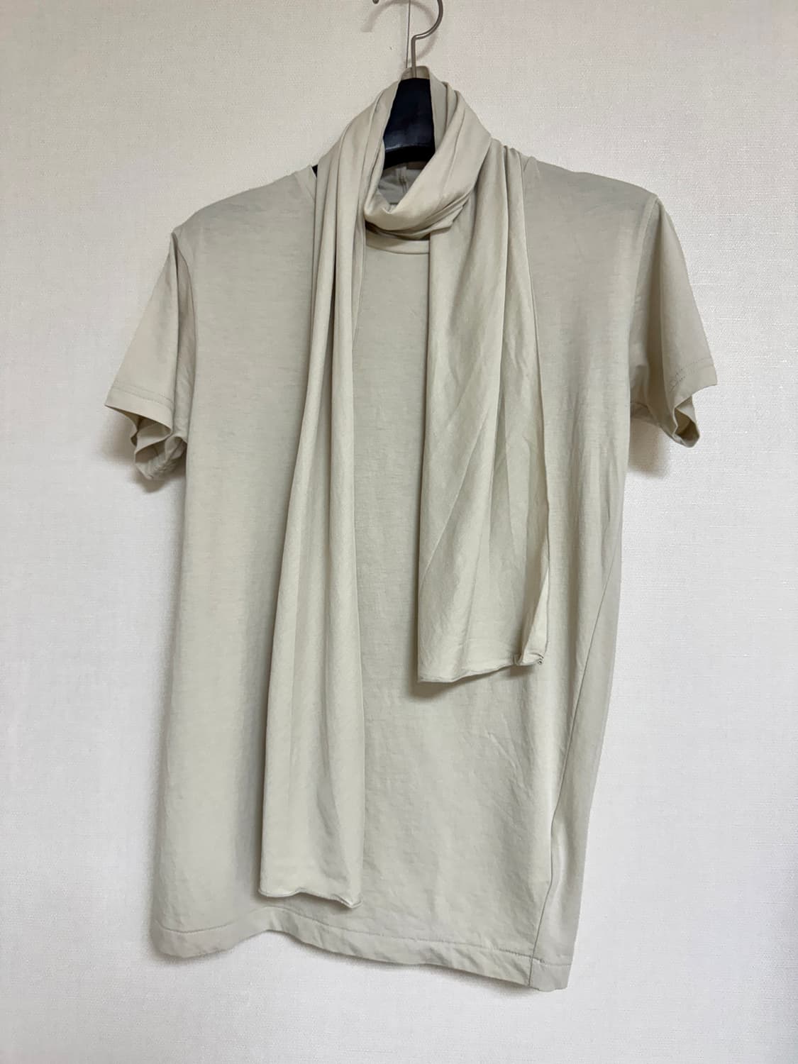 perverze Narrow Tie T-Shirt 상품이미지2