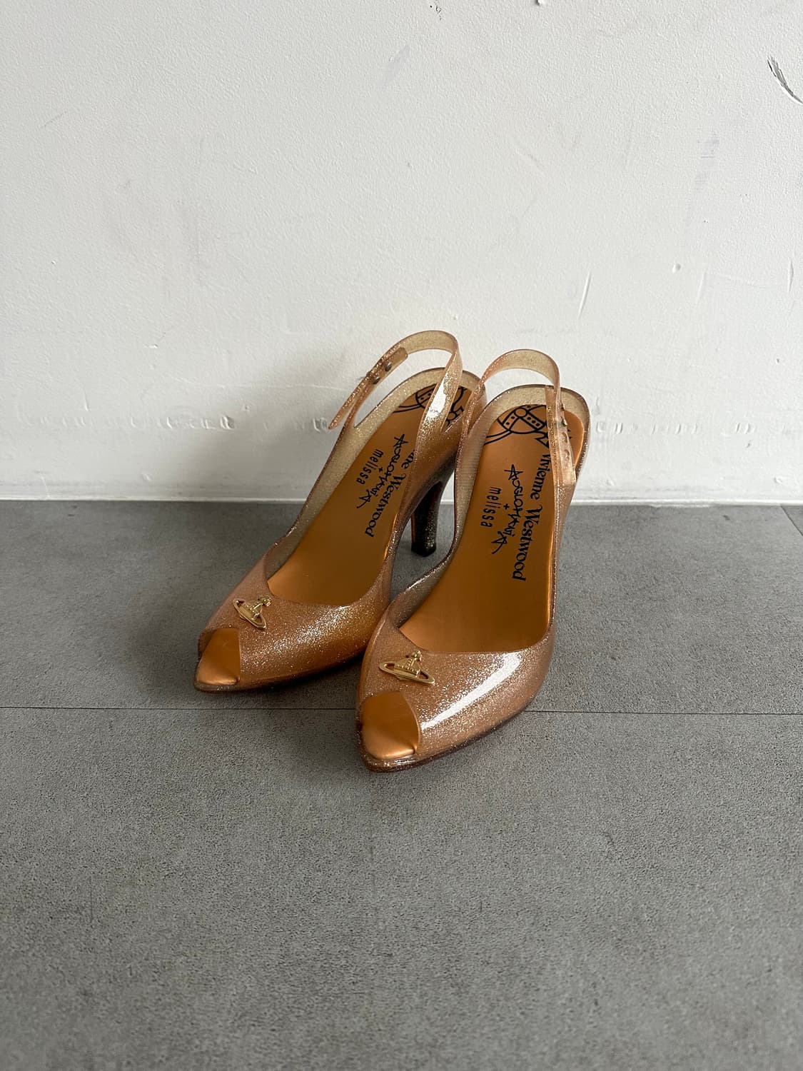 비비안웨스트우드 글리터 젤리 슬링백 힐 상품이미지1