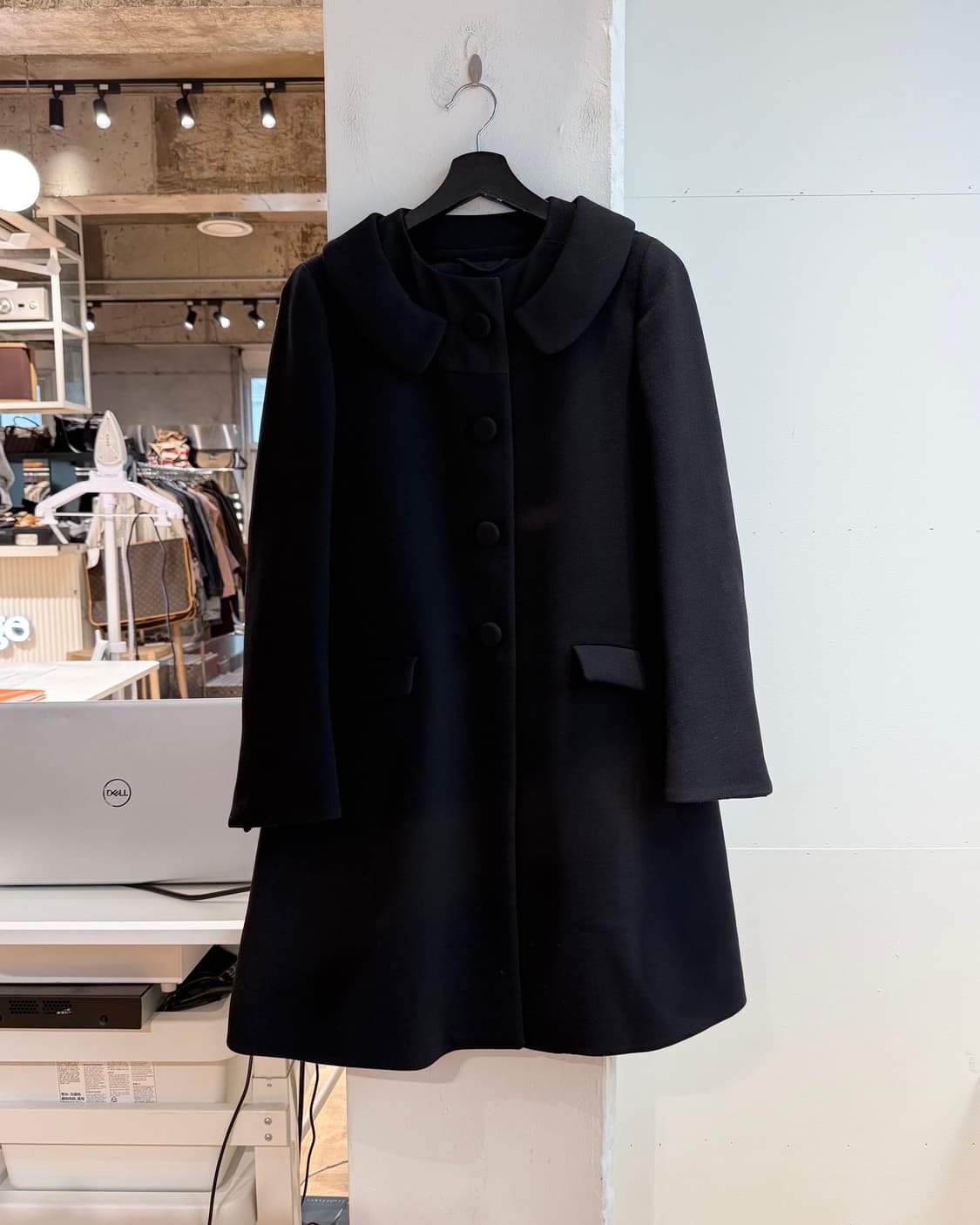 프라다 블랙 라나 버진울 라운드넥 코트 상품이미지2