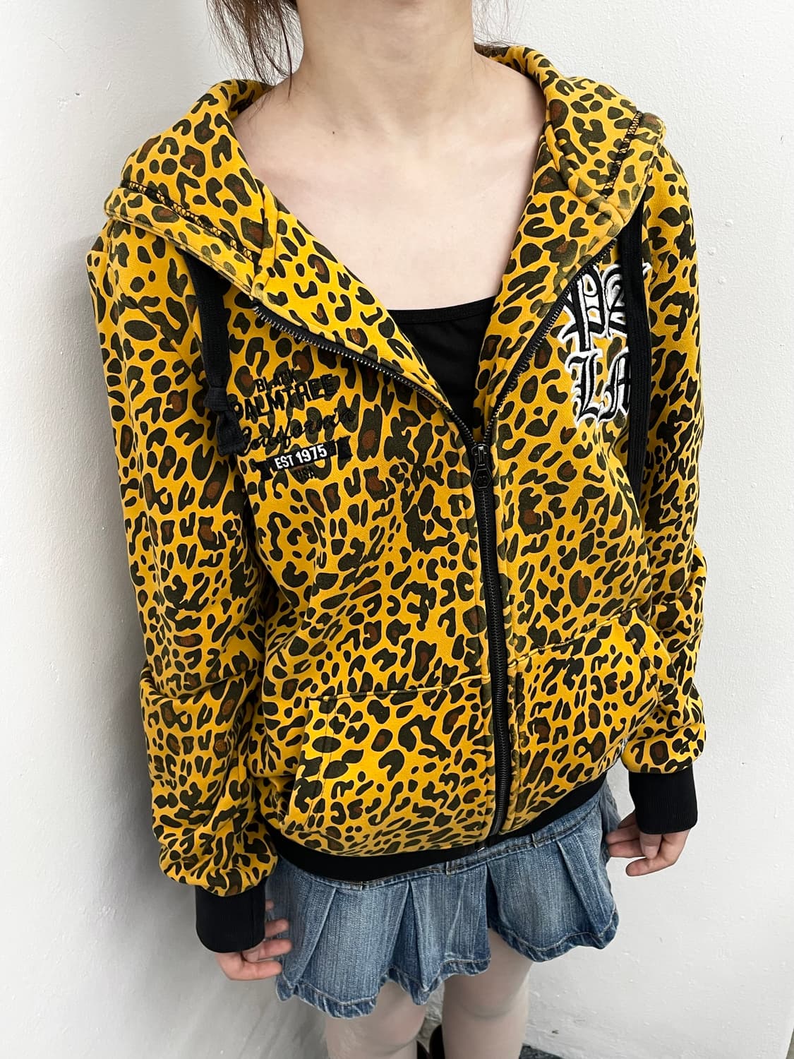 갸루 레오파드 자수패치 후드집업 상품이미지2