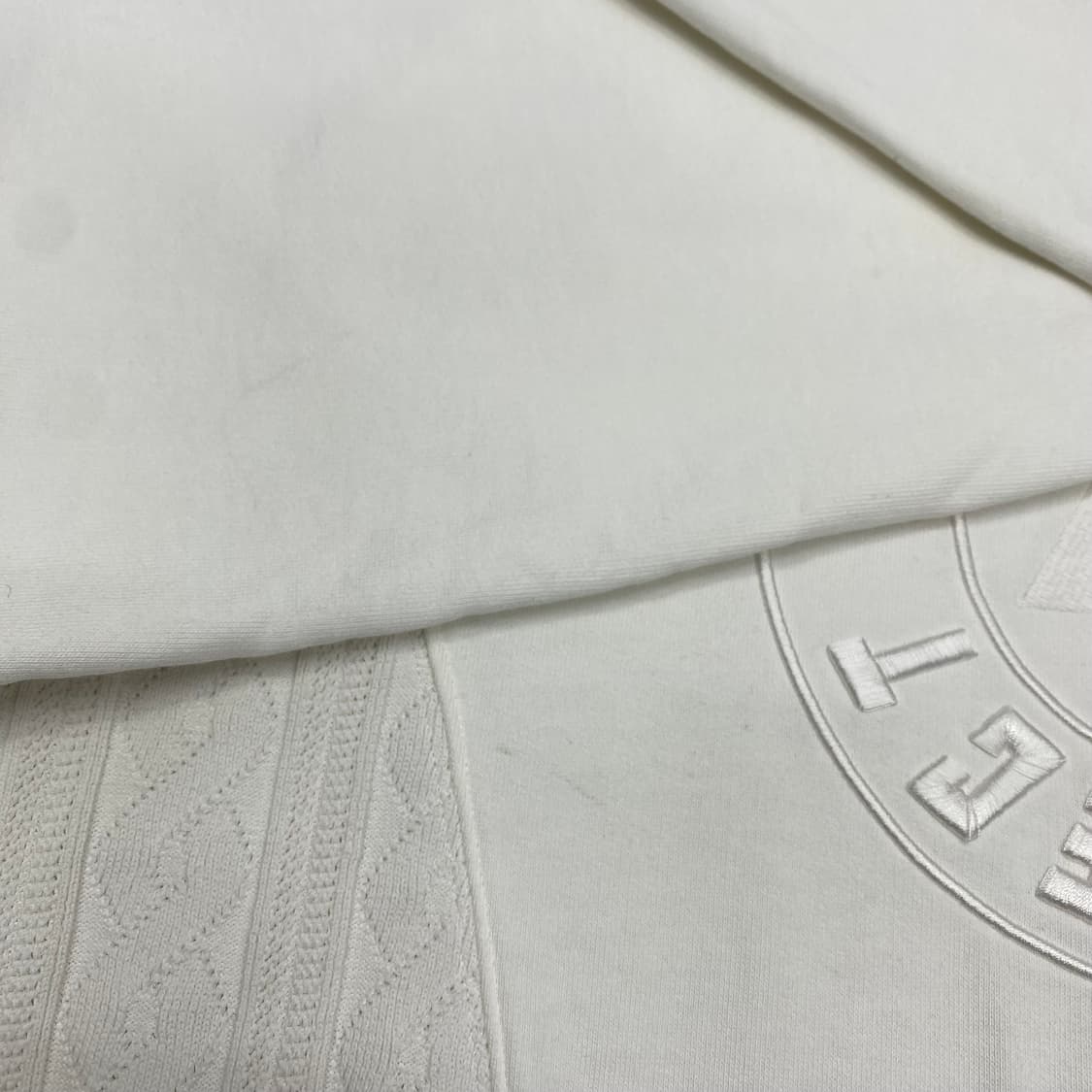 더 아이덴티티 프로젝트 맨투맨 Free 상품이미지5