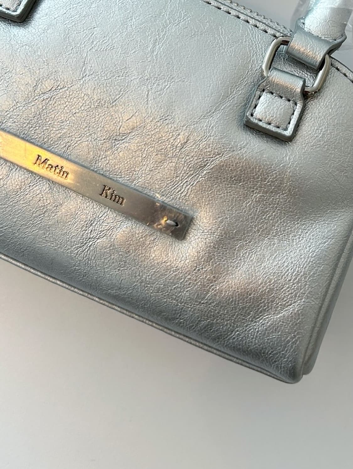 [OS] 마뗑킴 더블 지퍼 미니 크로스백 실버 상품이미지4