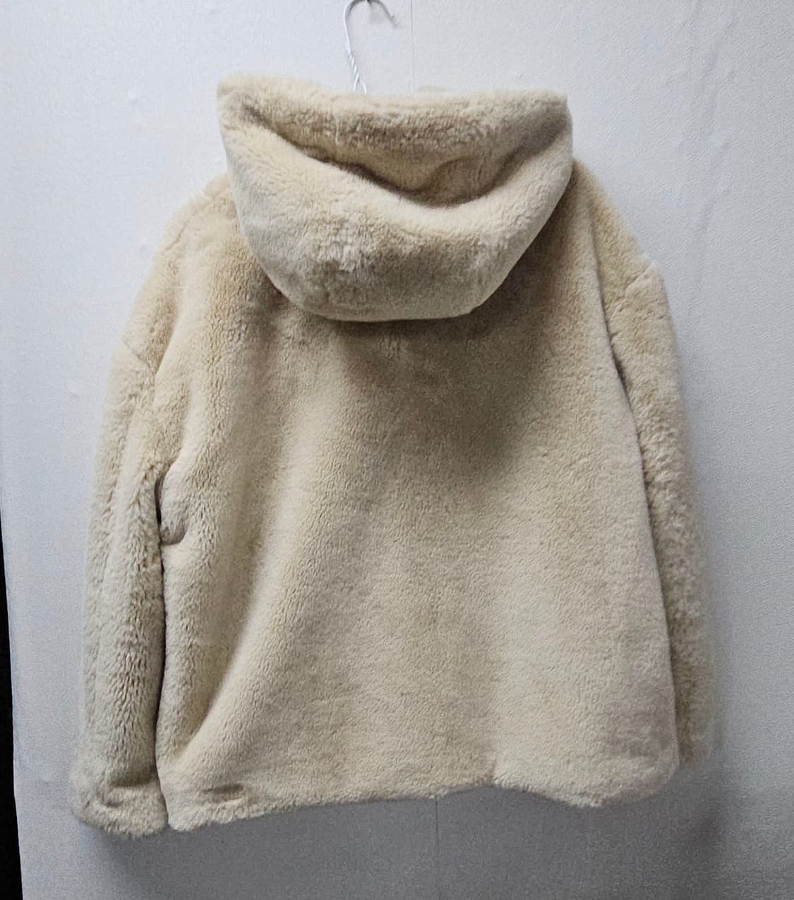 자라 베이직 아이보리 후리스 자켓  L 상품이미지2