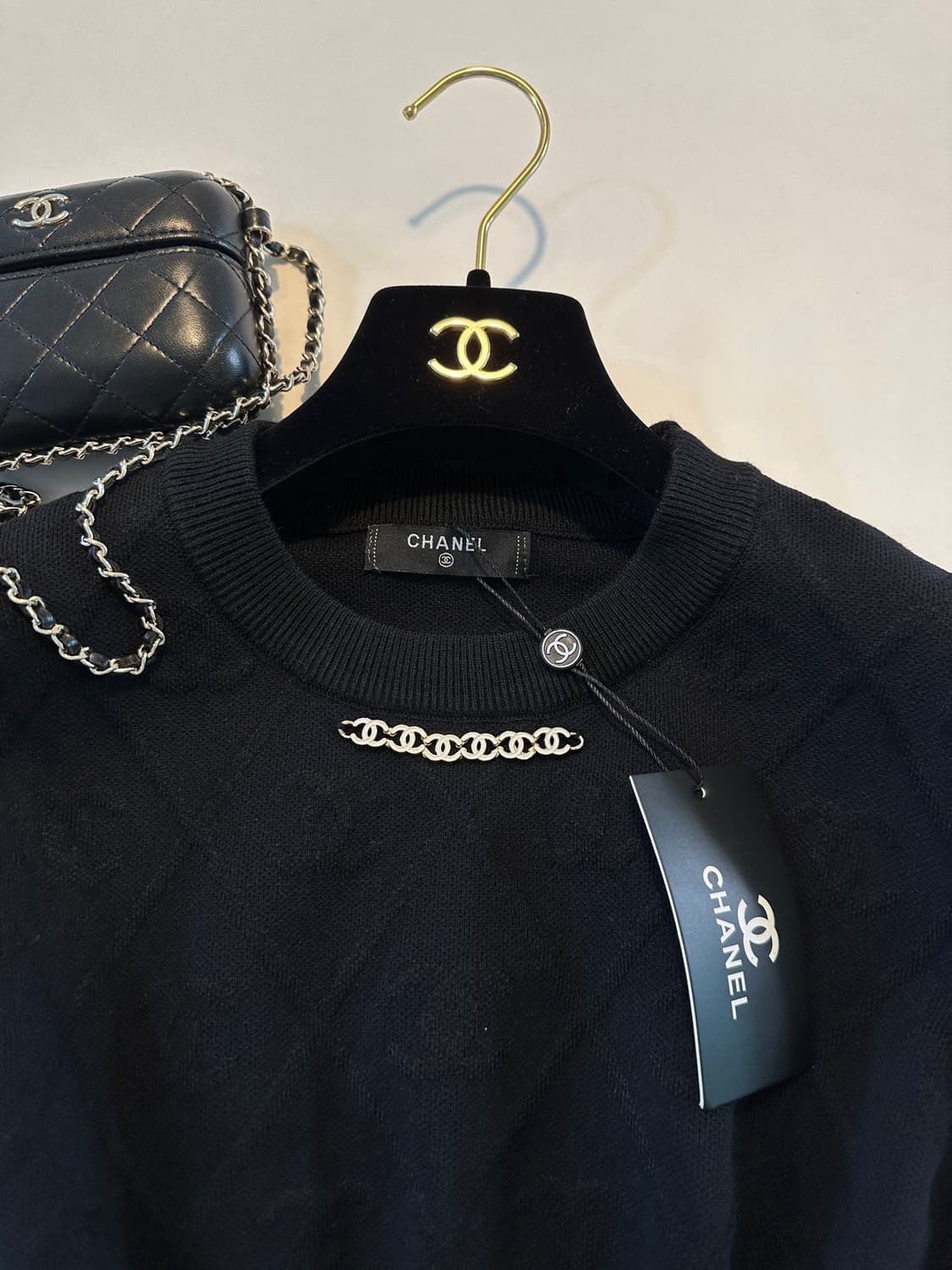(새상품)샤넬장식니트 상품이미지6