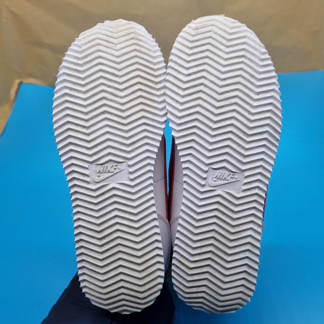 나이키 코르테즈 흰빨 아동운동화210 상품이미지3