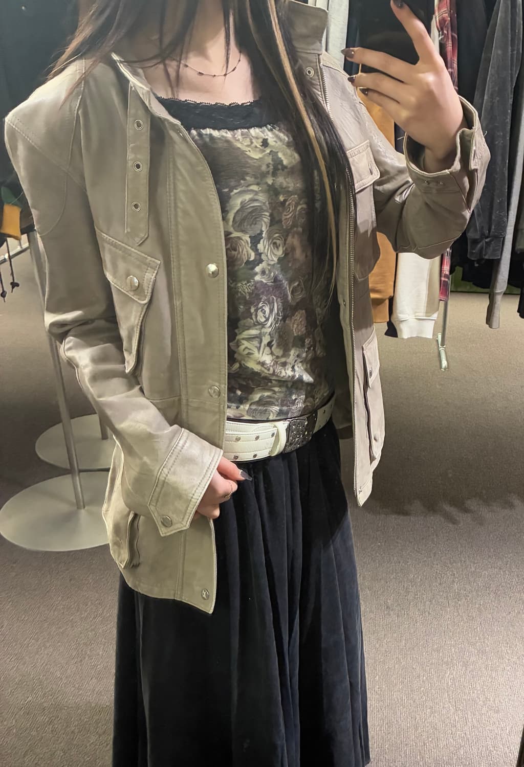 3)niko and vintage 네이비 코듀로이 롱 스커트 상품이미지5