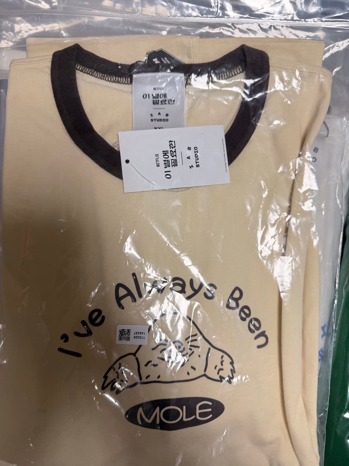 아이앱 이별에 필요한 티셔츠 XXL 상품이미지1