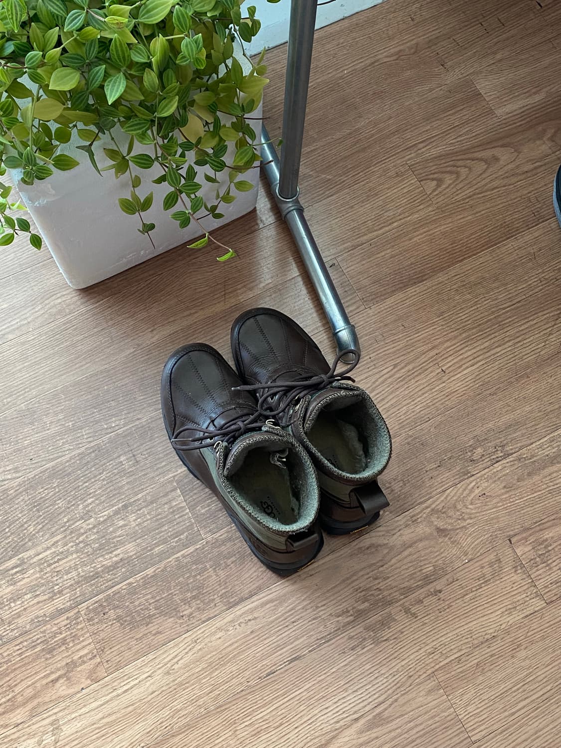 UGG Eaglin Stout 어그부츠 상품이미지3