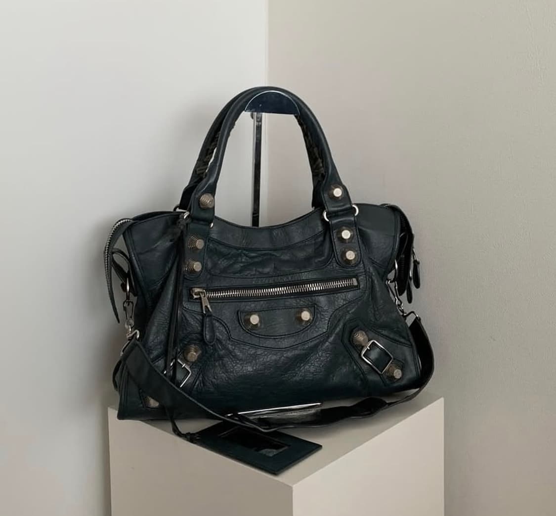 발렌시아가 자이언트 시티백 모터백 다크그레이 상품이미지1