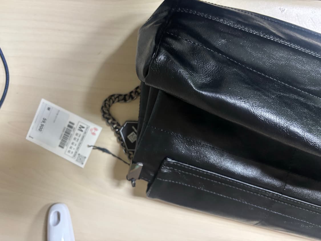 자라 락 스타일 플랩 숄더백 블랙 상품이미지2
