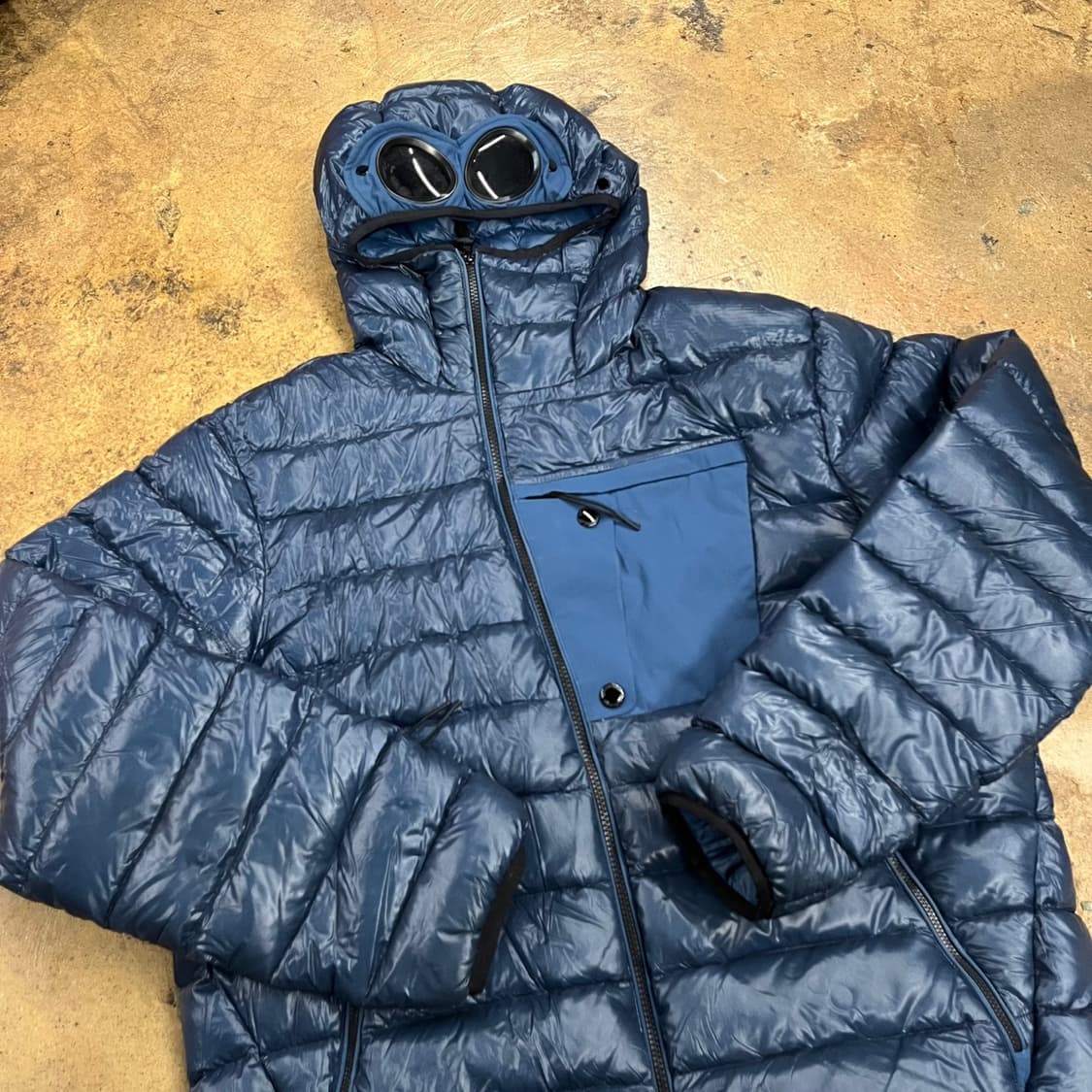 [정품/52] C.P.컴퍼니 D.D.SHELL 고글 패딩 자켓 b17 상품이미지1