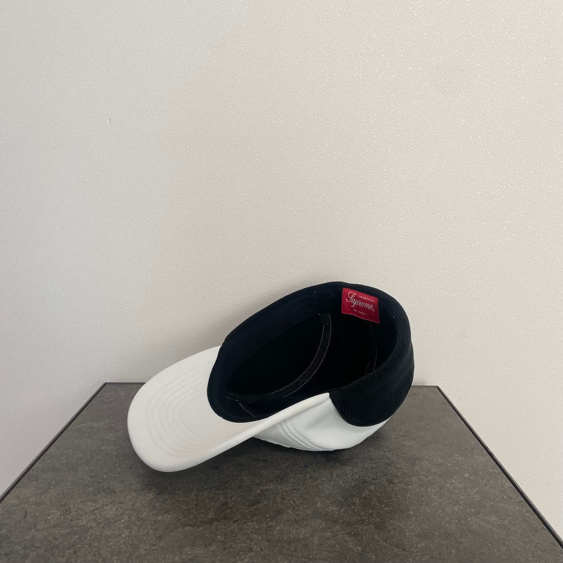 (OS) 슈프림 윈드스토퍼 이어플랩 박스로고 캠프캡 모자 화이트 상품이미지6