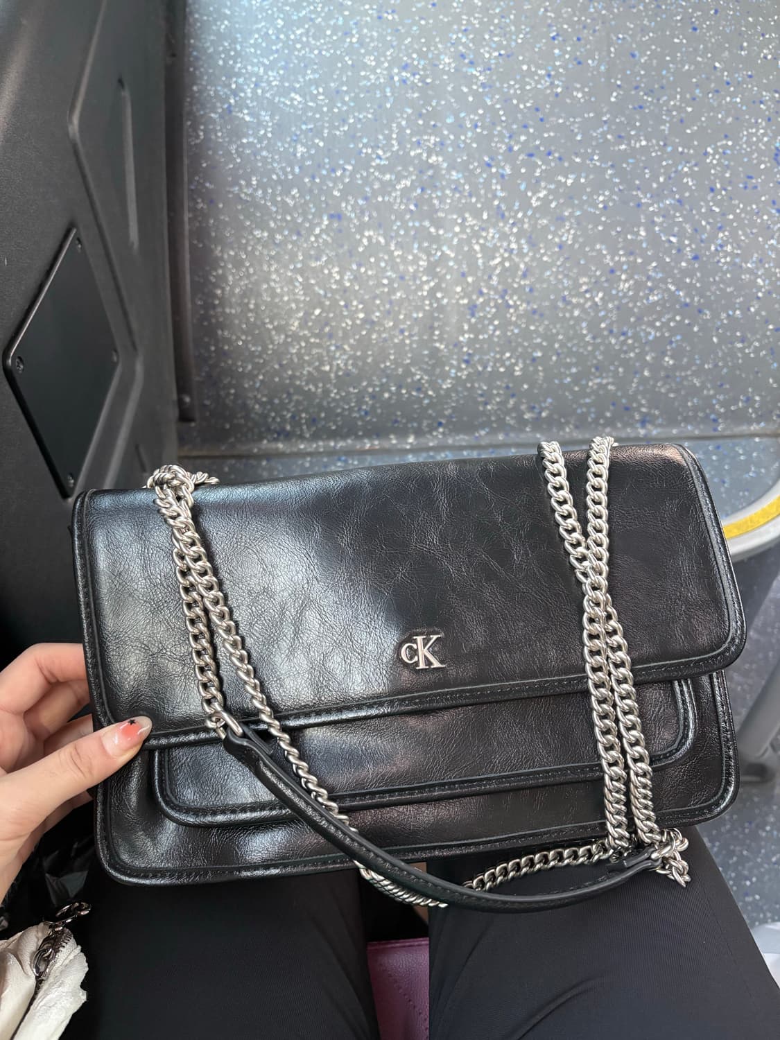 캘빈클라인CK 블랙체인숄더백 상품이미지2