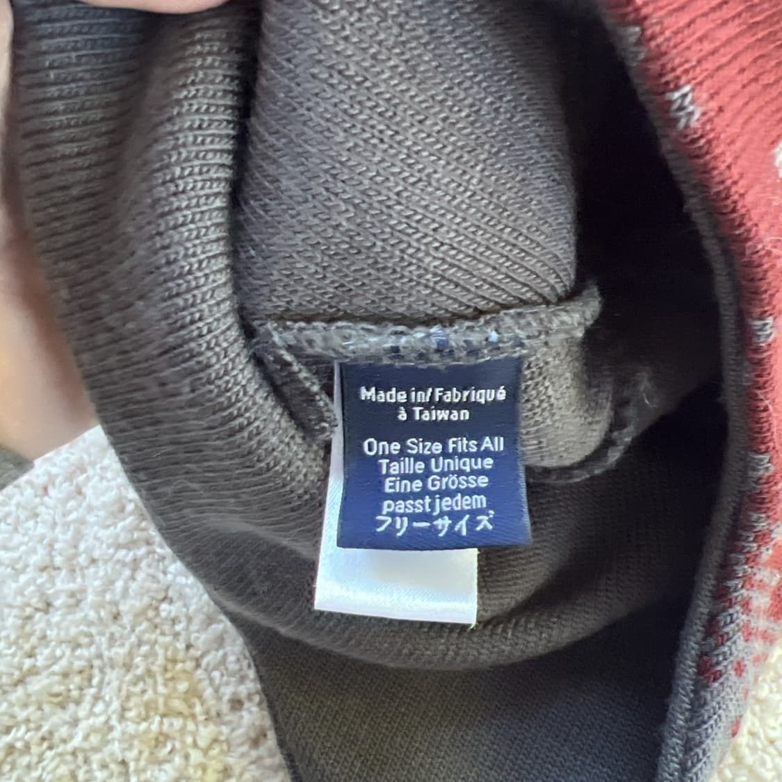 아크테릭스 패턴 비니 그레이 버건디 상품이미지4