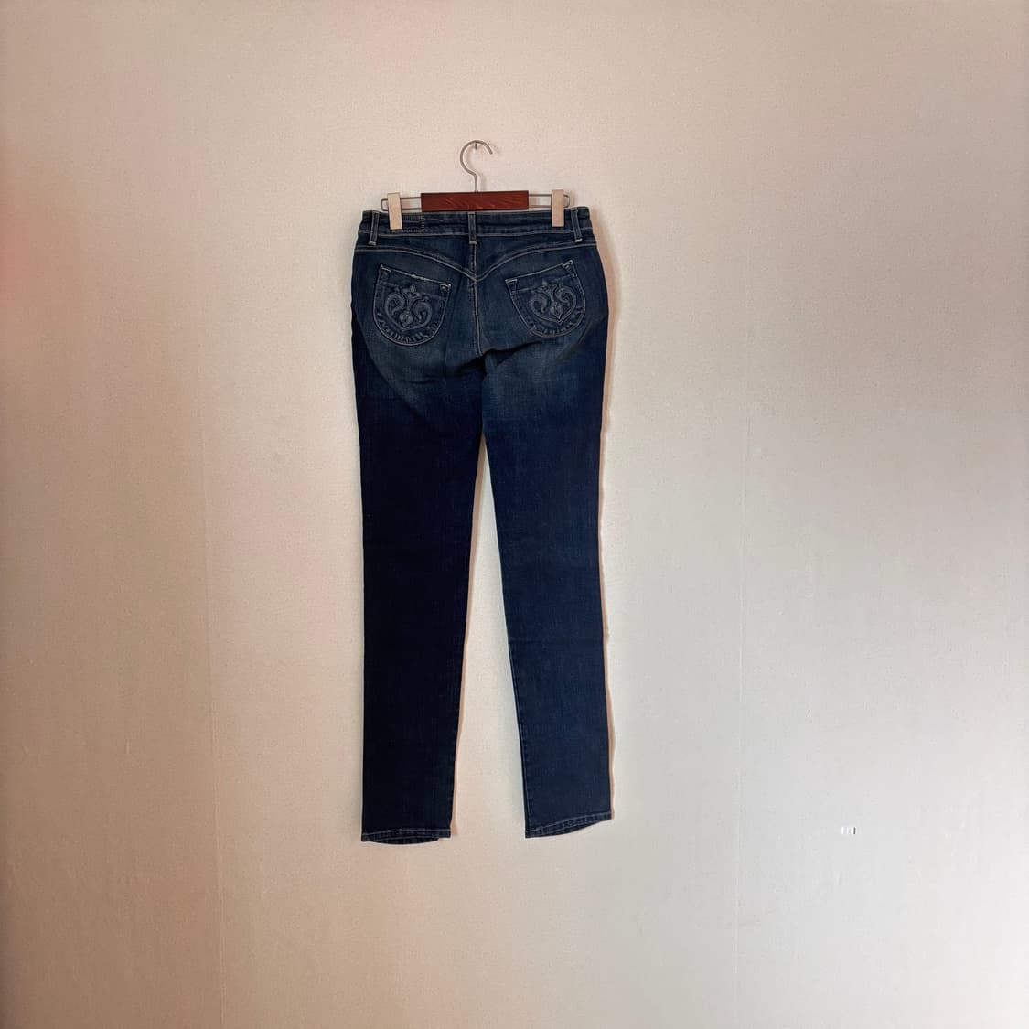 SIWY 씨위 슬림 실루엣 28 스판 데님 청바지  상품이미지8