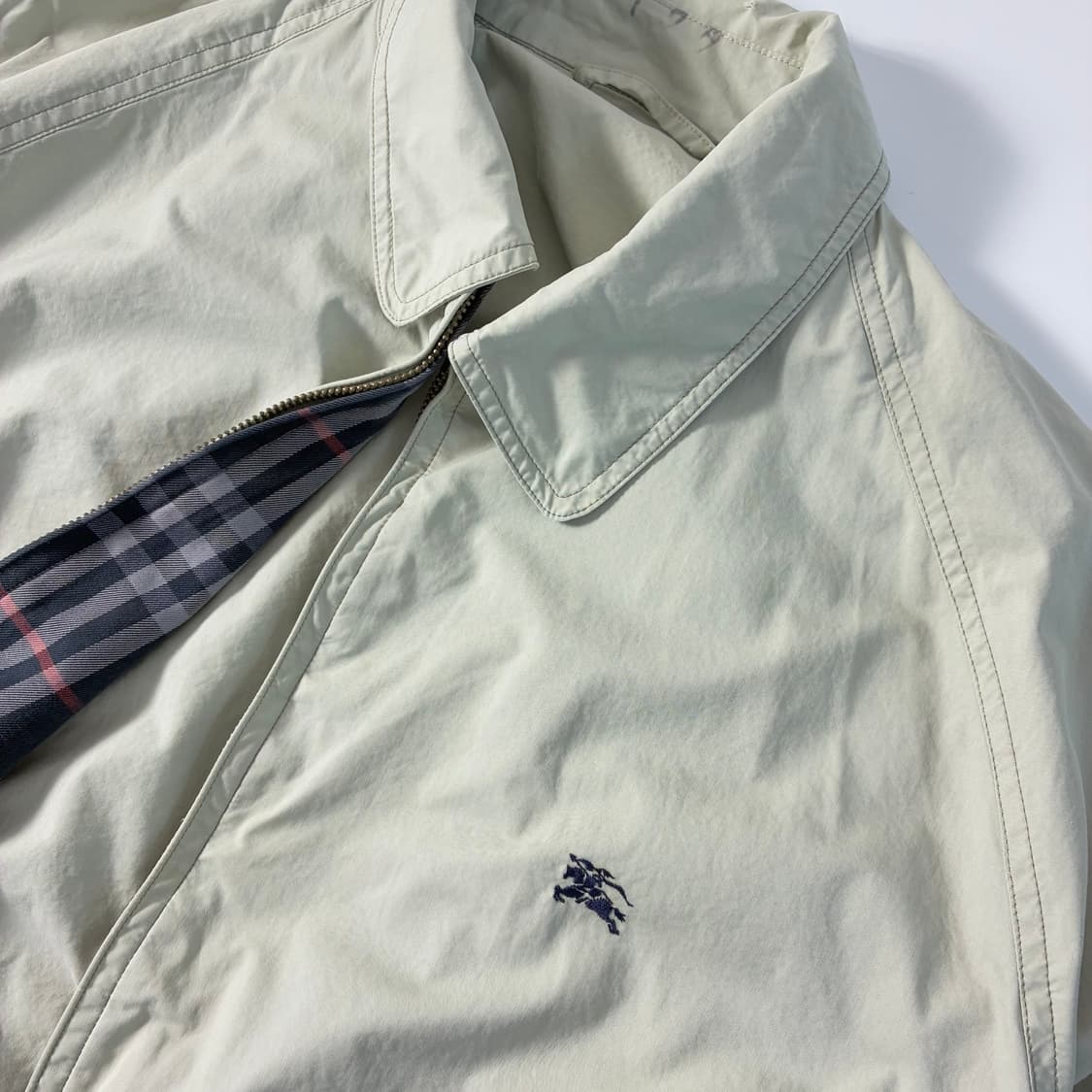 Burberry  버버리 90,s 자수 블루종 자켓 상품이미지4