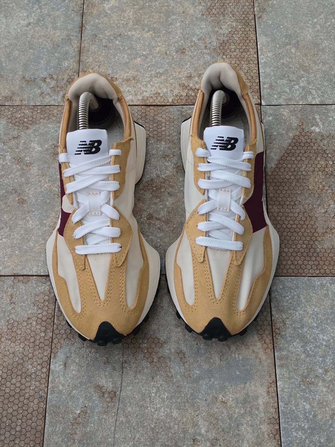 (230)뉴발란스 327 문빔 고스트 페퍼  상품이미지2