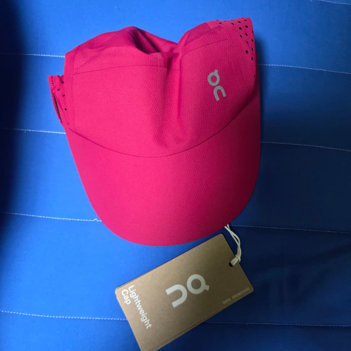 온러닝 라이트웨이트 볼캡 상품이미지1