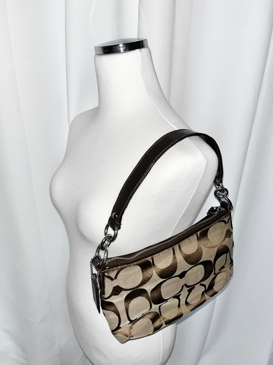 코치 숄더백 상품이미지4