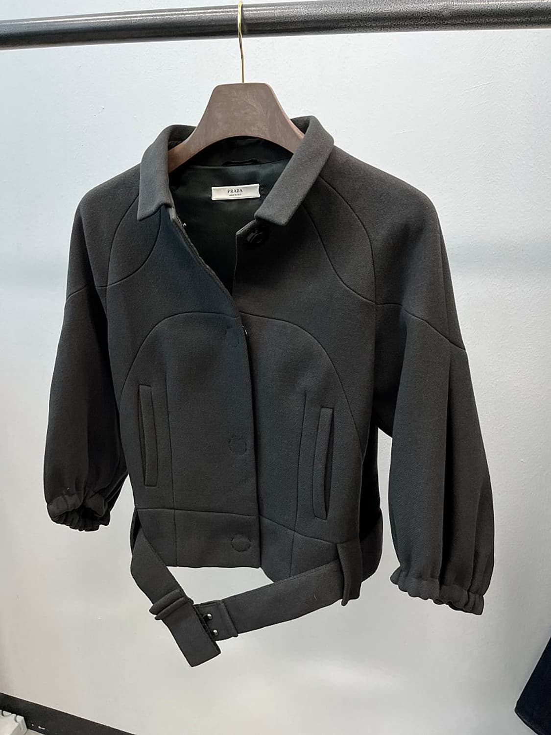 여) 프라다 벨티드 크롭 울자켓  상품이미지1