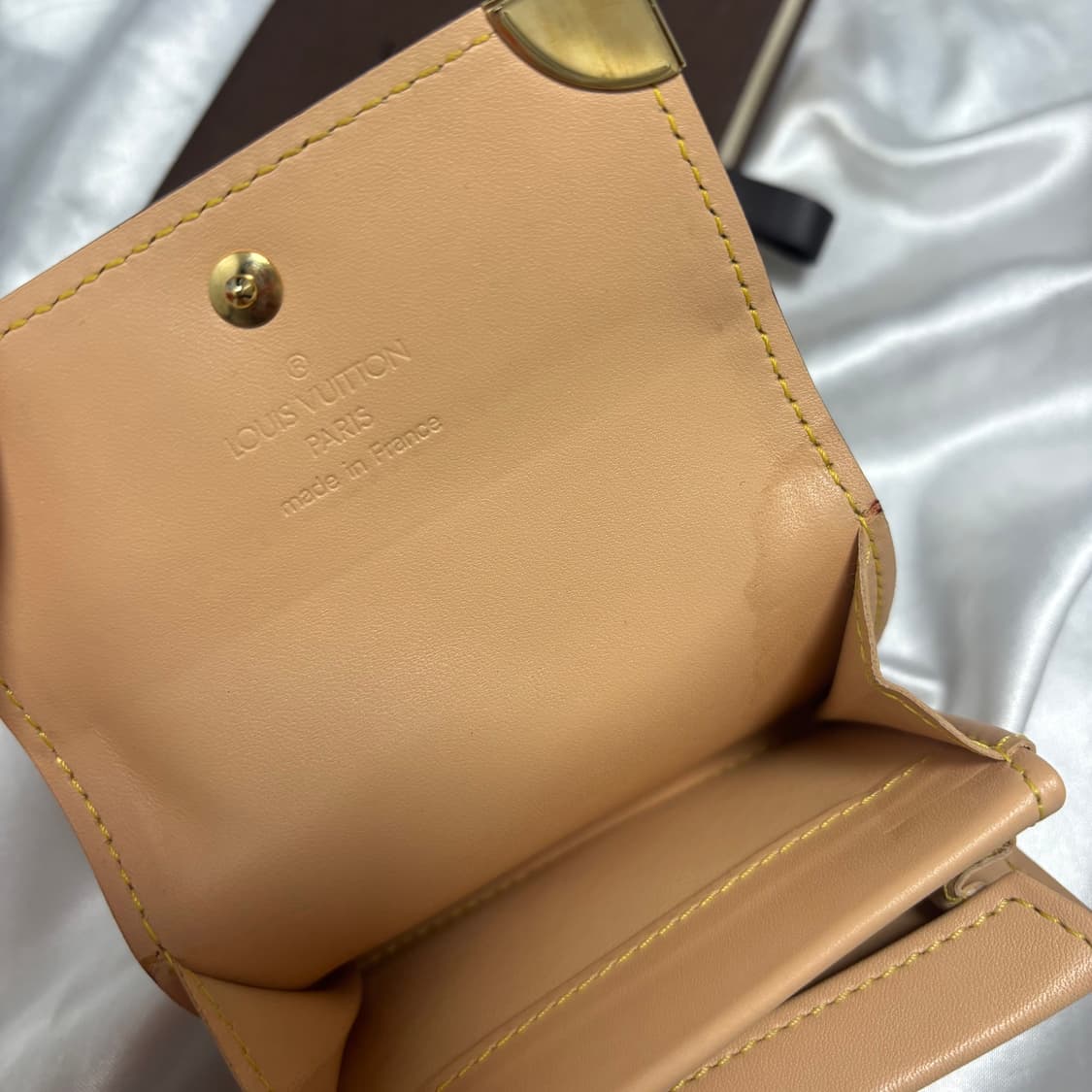 루이비통 무라카미 멀티컬러 카드 지갑 상품이미지6