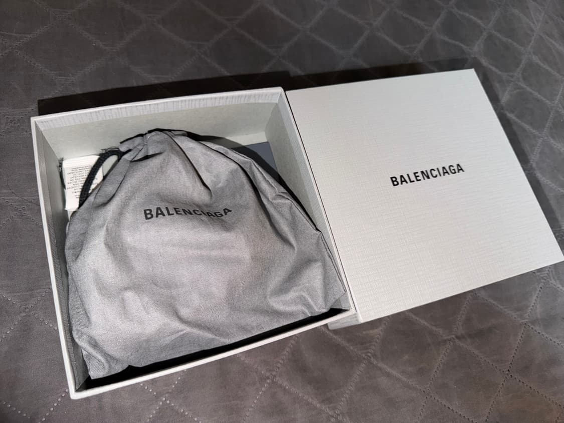 발렌시아가 D링 벨트 그레이/레드 OS 상품이미지5