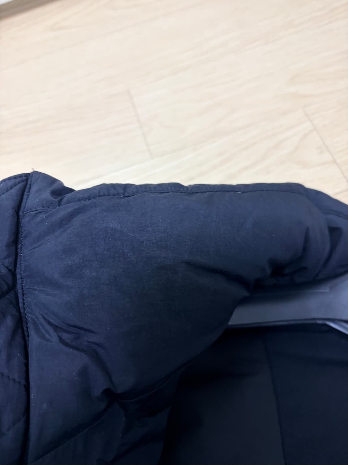 준지24fw 구스다운 패딩베스트 50 상품이미지6