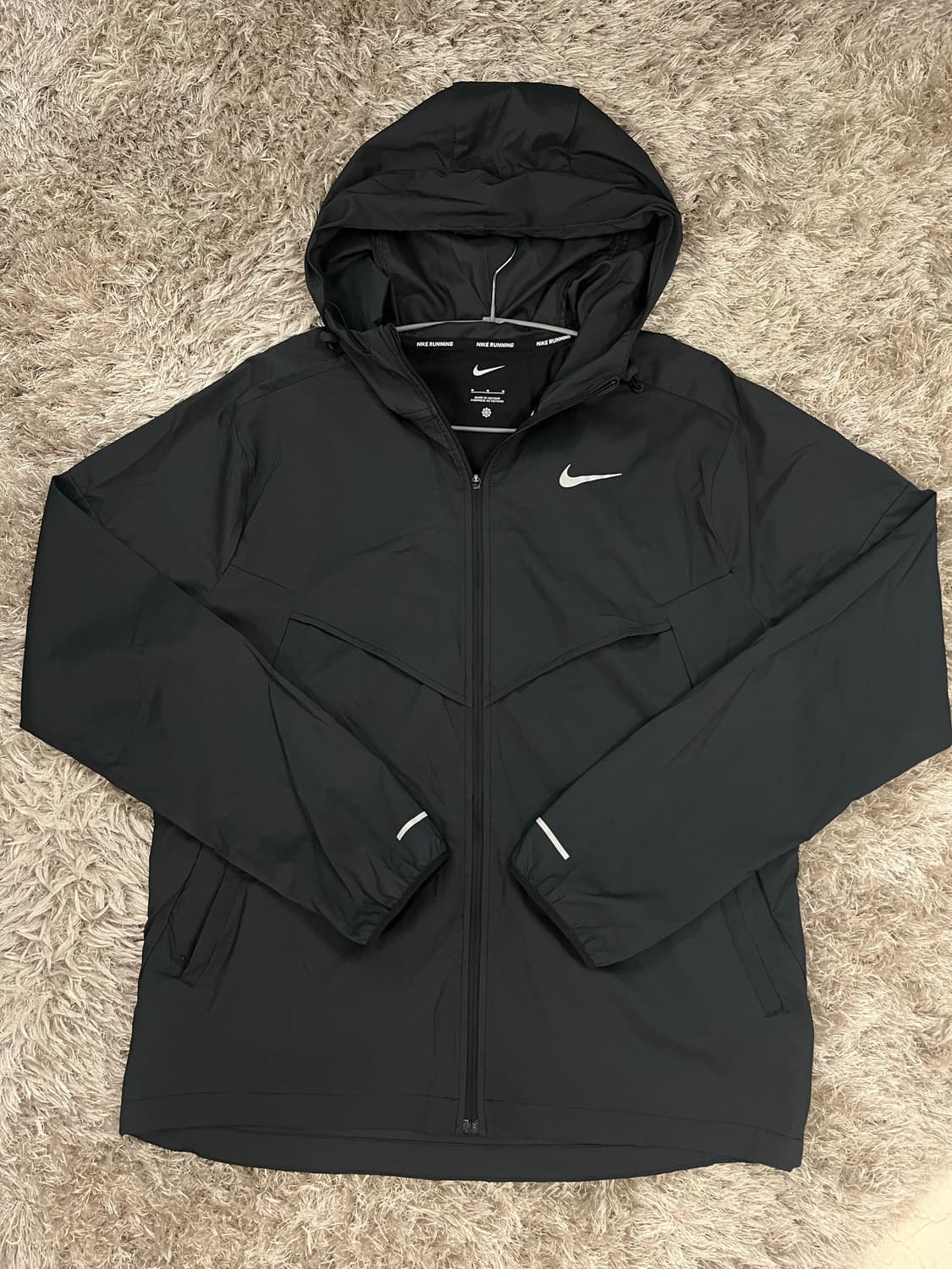정품 나이키 러닝 바람막이 M(100) 상품이미지2