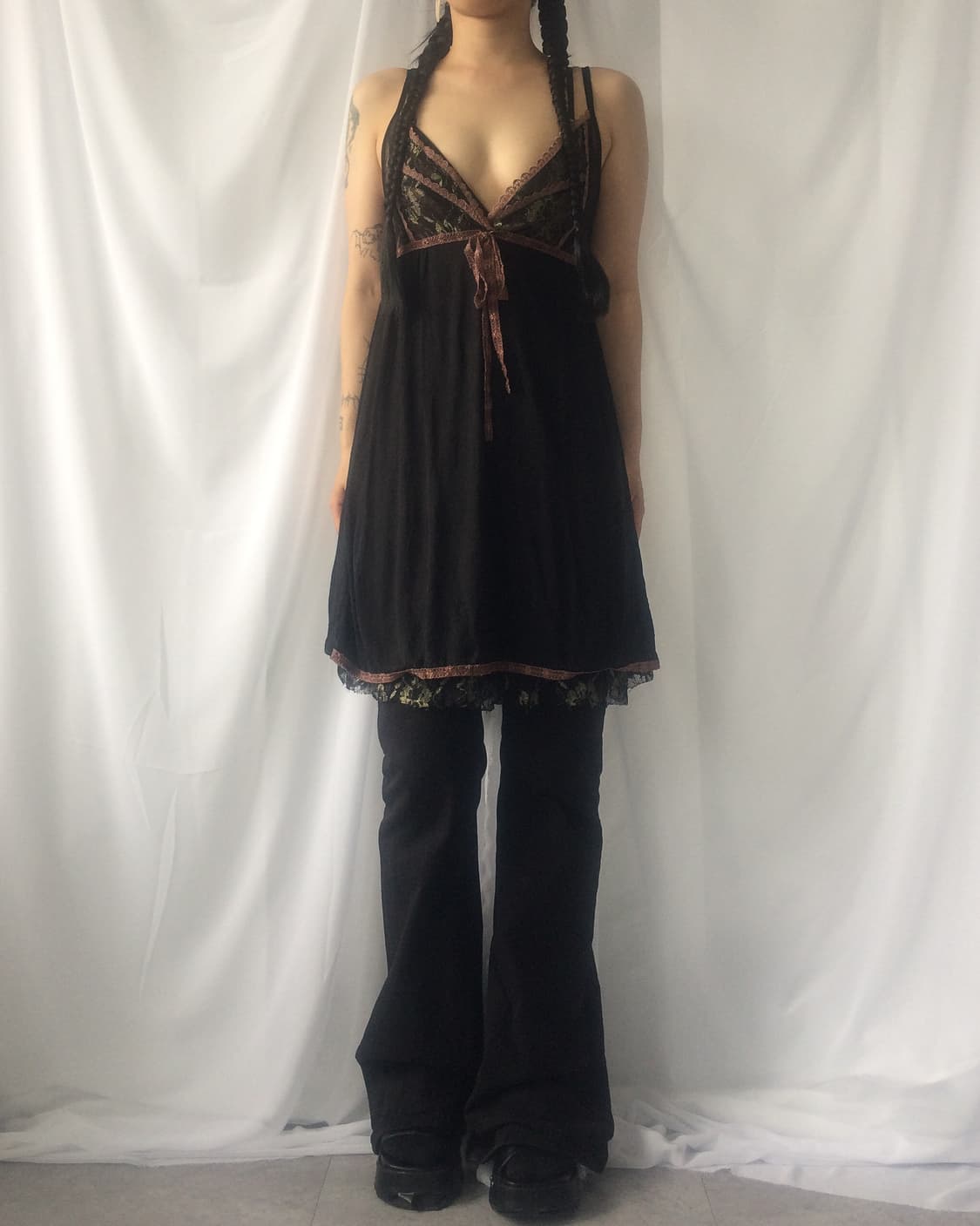 Lace piont sleeveless one piece 상품이미지1