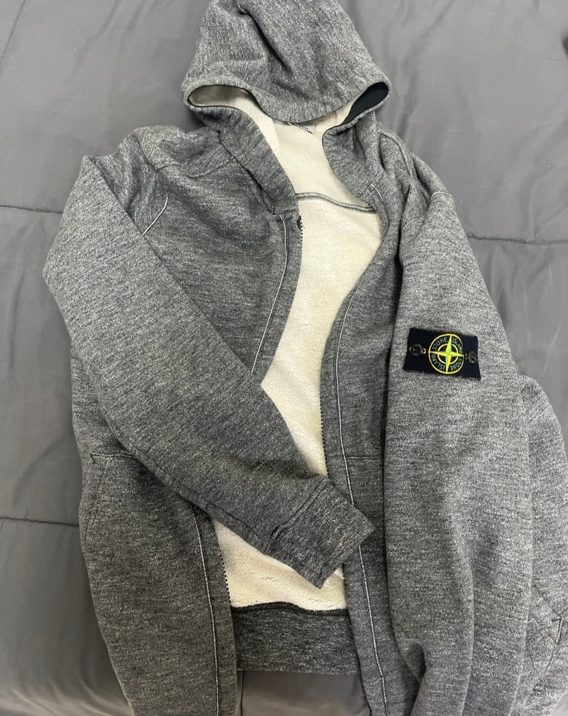 스톤아일랜드 후드집업 L 상품이미지1