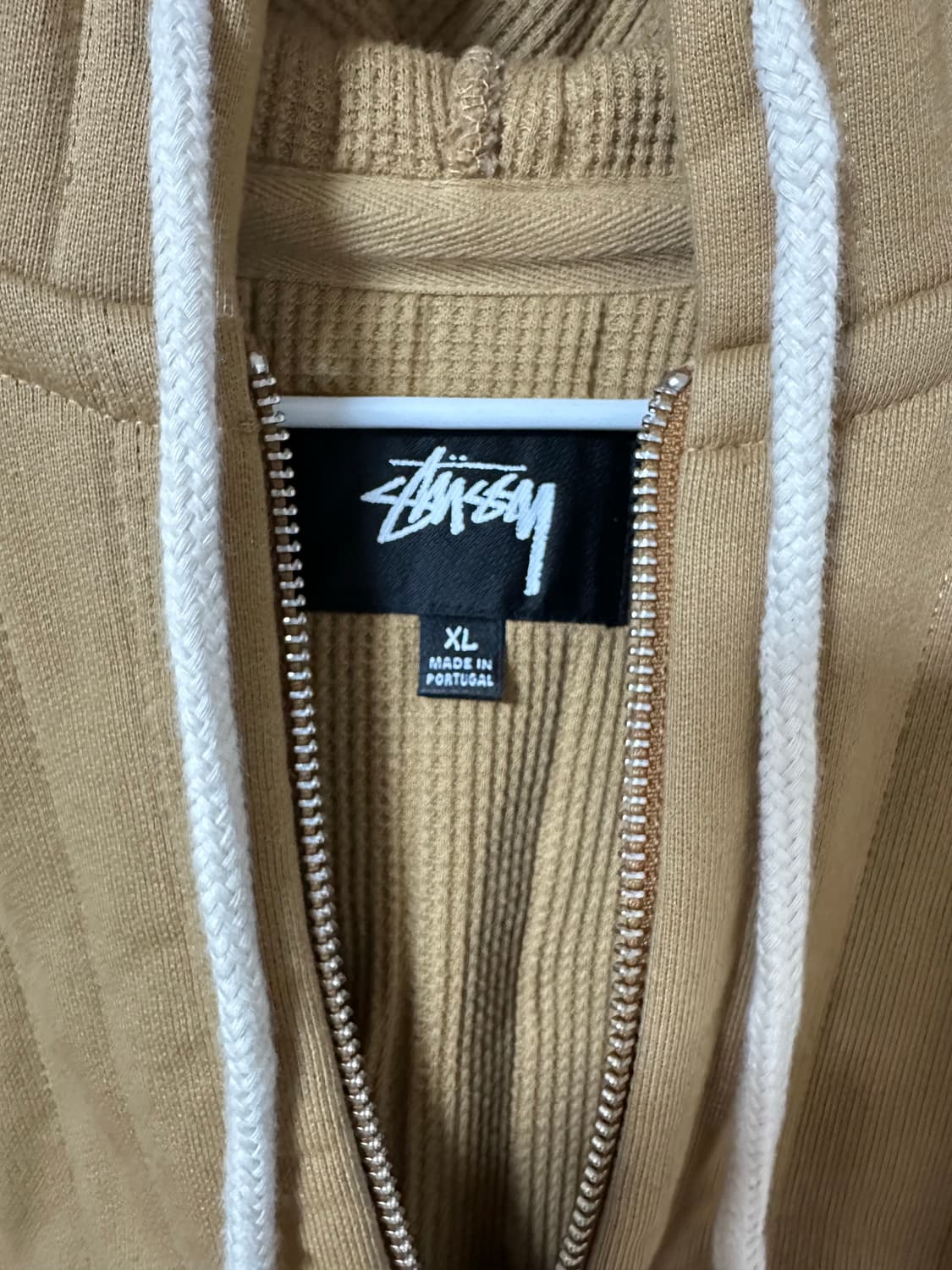 STUSSY 버티컬 퀼티드 후드집업 (XL) 상품이미지3
