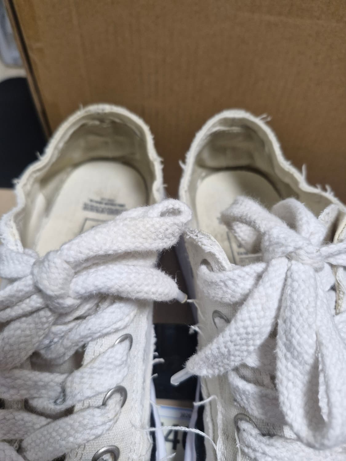 메종 미하라 야스히로 피터슨 OG 솔 캔버스 로우 스니커 화이트 상품이미지8