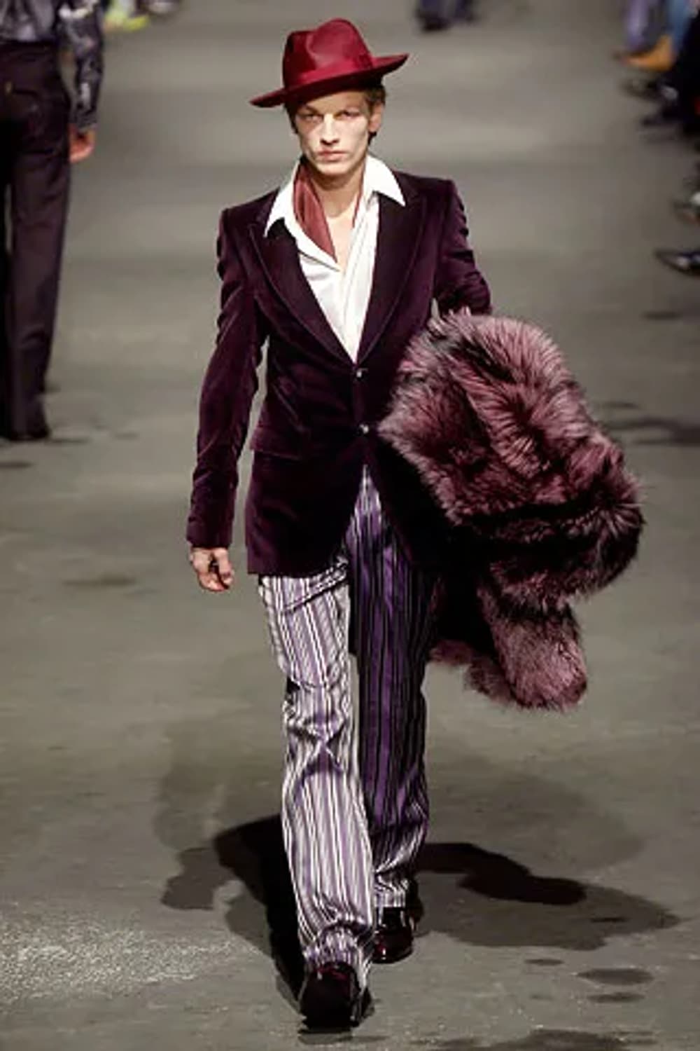 06aw 알렉산더 맥퀸 벨벳 블레이저 상품이미지2