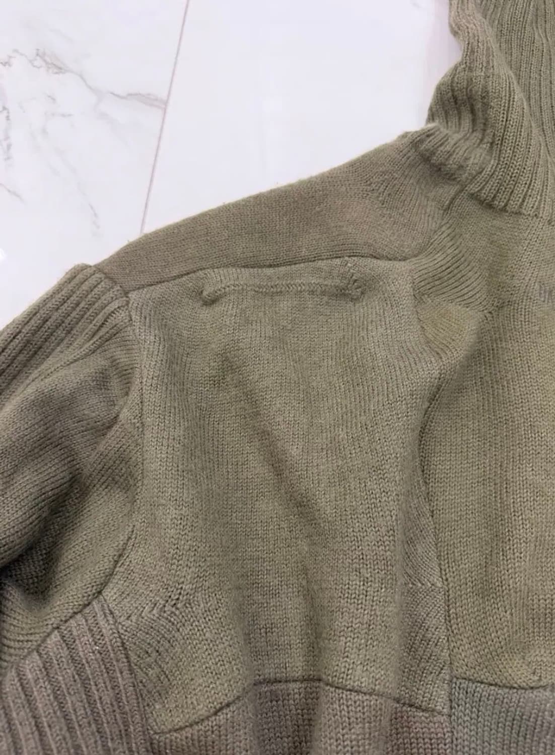 [L] 발렌시아가 업사이클링 삭스 스웨터 상품이미지10