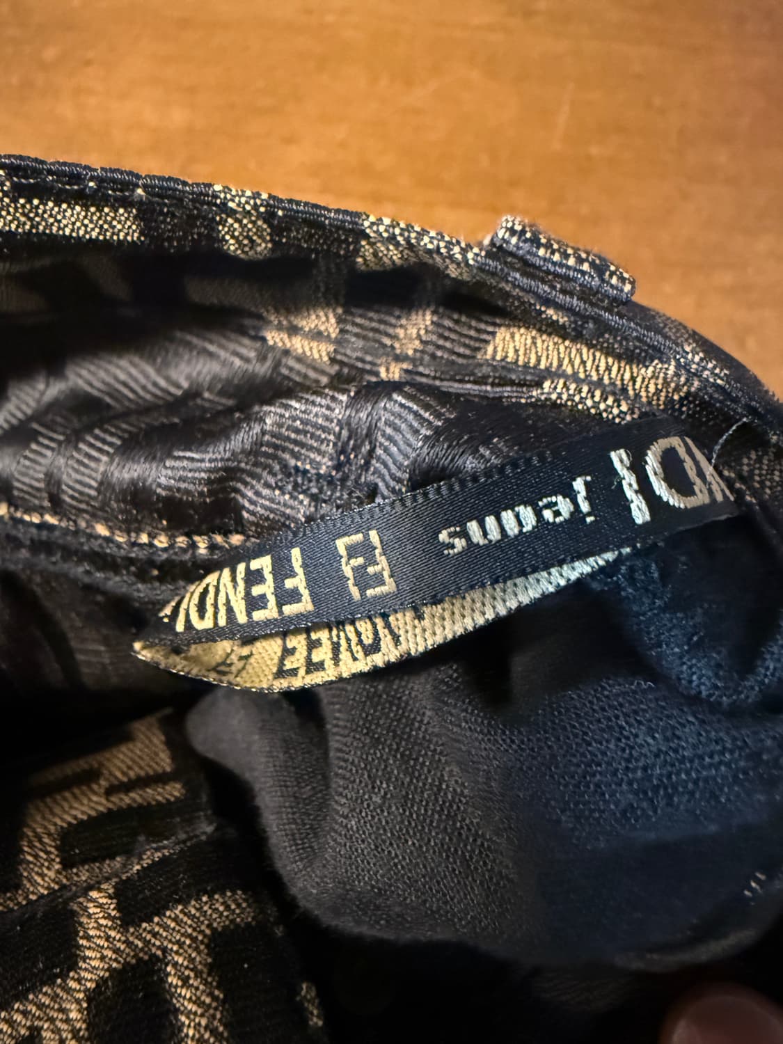 FENDI 주카 패턴 데님 스커트 (허리24~25인치) 상품이미지5