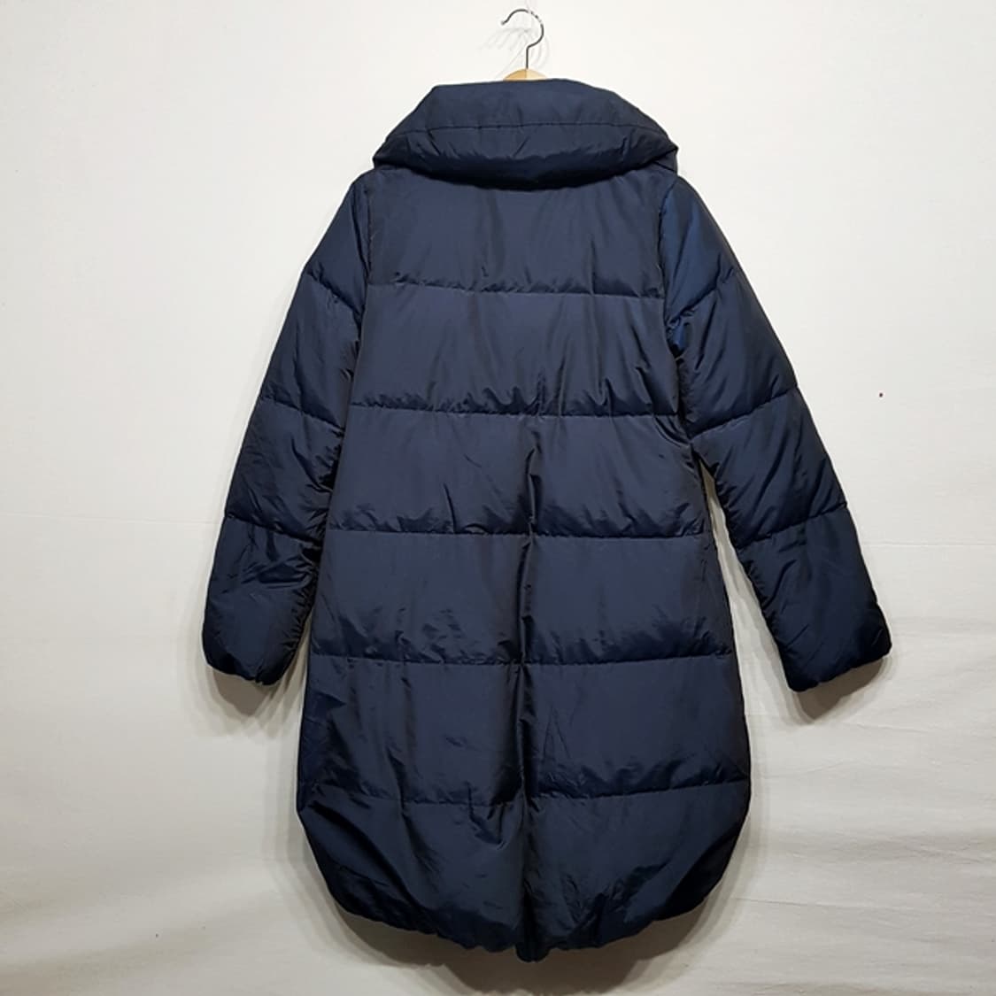 theory 띠어리 다운 롱 패딩 네이비 상품이미지2