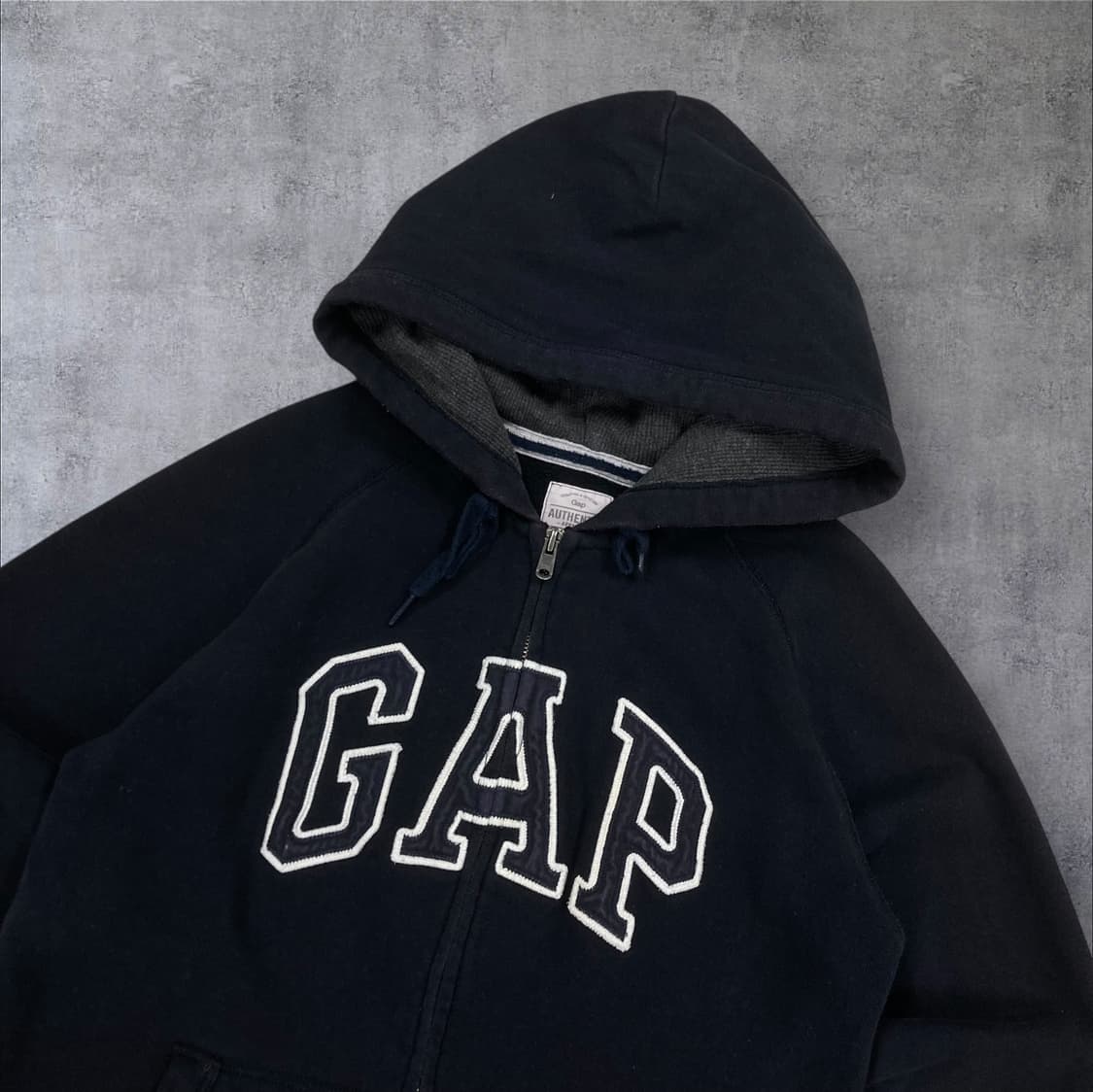 GAP 네이비 컬러 스펠아웃 빅로고 후드 집업 상품이미지2