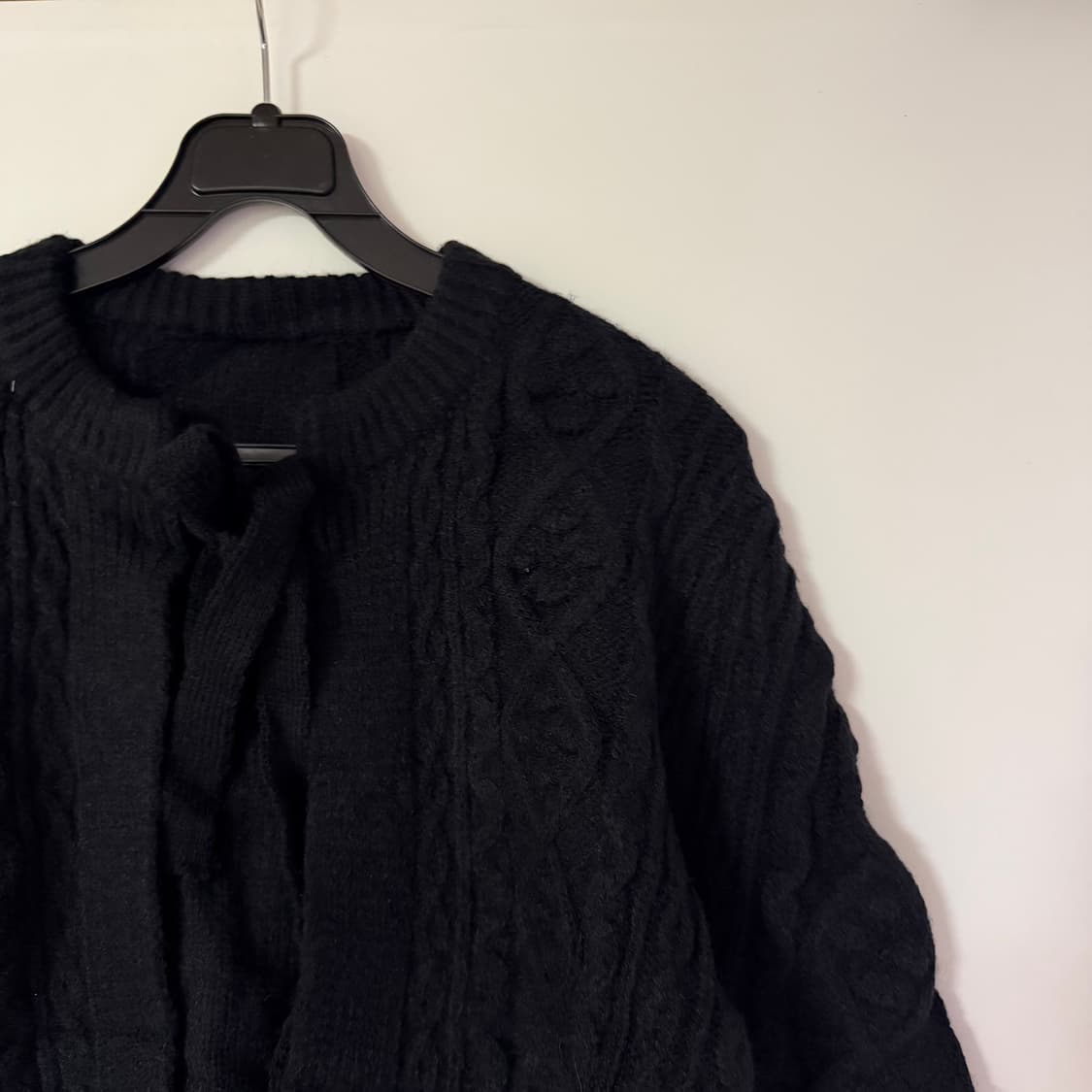 새상품 여자 꽈배기 레이스 크롭 가디건 (블랙) 상품이미지4